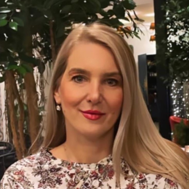 Sandra Kesejić Sandra Kesejić
